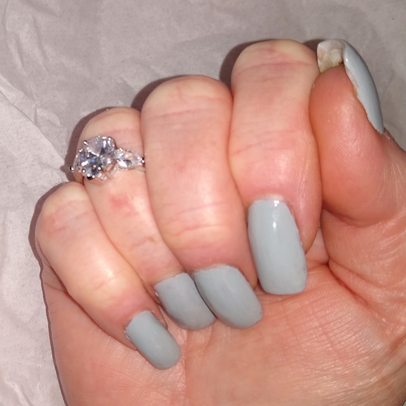 Pear-shaped  White Sapphire Fashion Ring - Picture 6 of 13